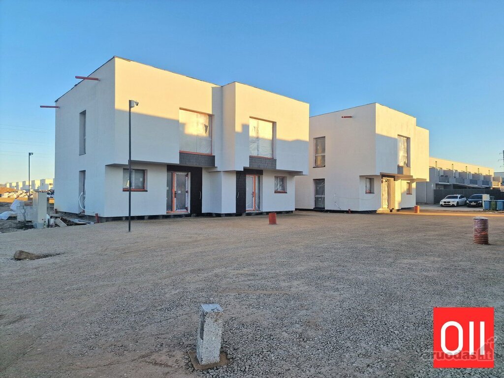 Naujas kotedžas Giraitėje