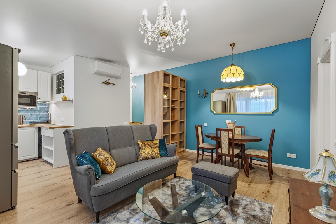 Parduodamas butas 43 kv.m ploto