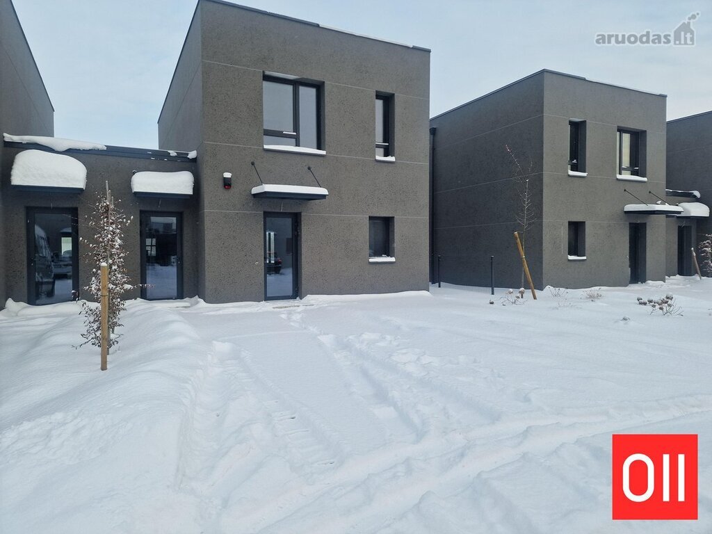 Naujas kotedžas prie upės