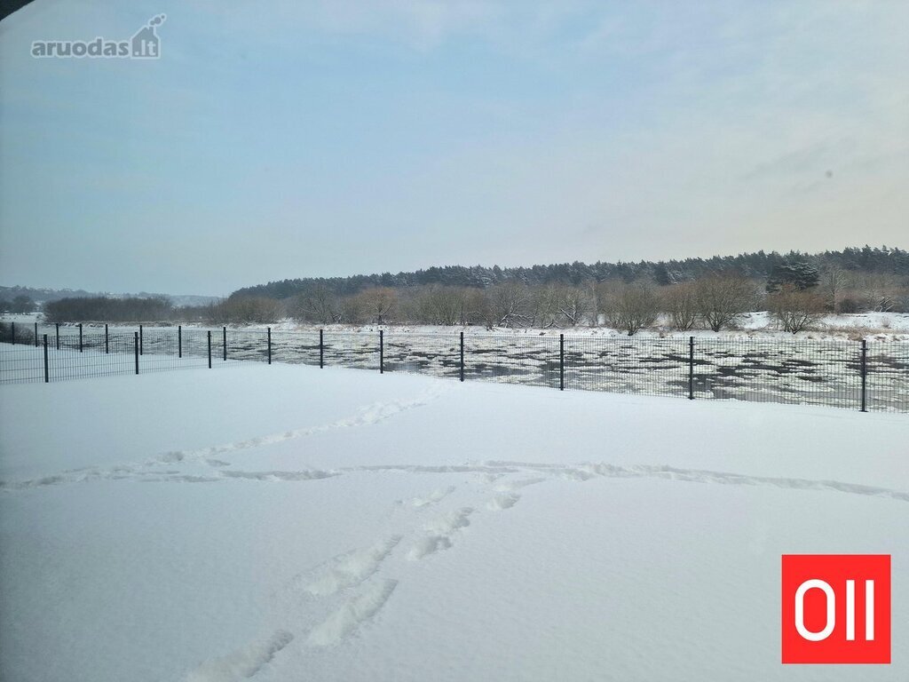 Naujas kotedžas prie upės