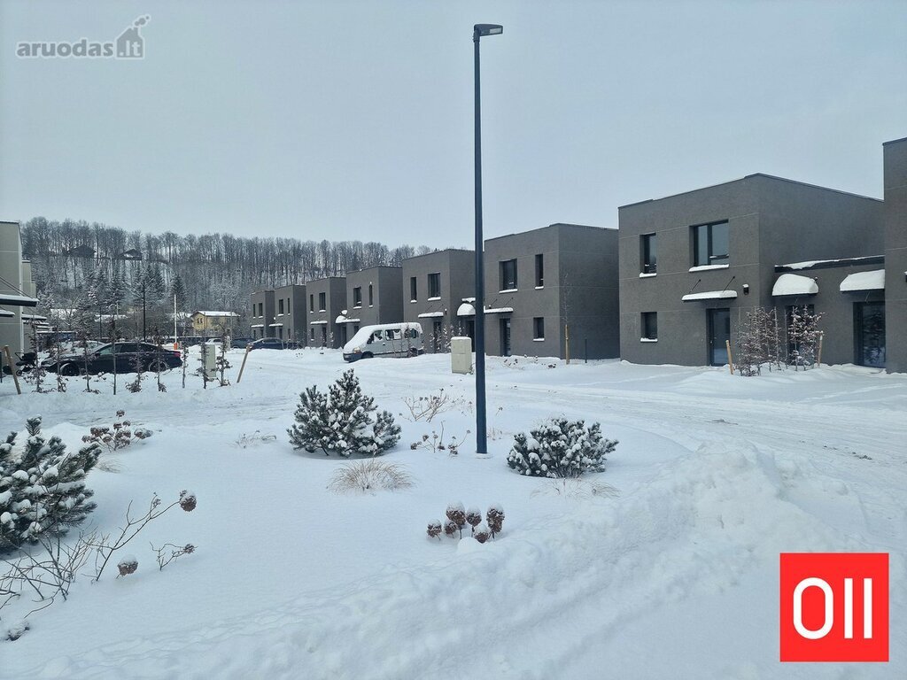 Kotedžas prie upės Kaune