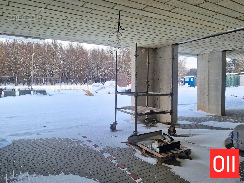 Naujas butas su vaizdu į parką