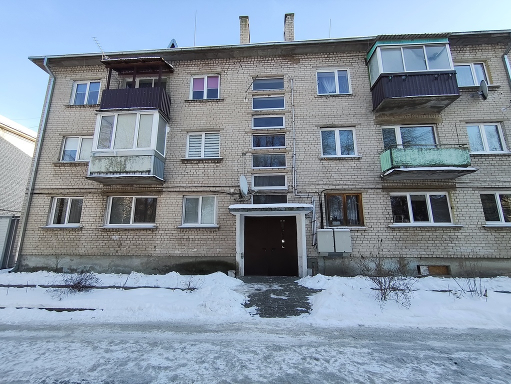 Kaišiadorių r. sav., Pravieniškių k., Pravieniškių g., 3 kambarių butas