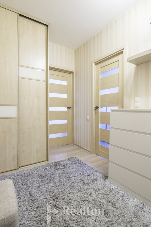 Nuomojamas tvarkingas 1 kambario butas Pilaitėje!-image-280160479