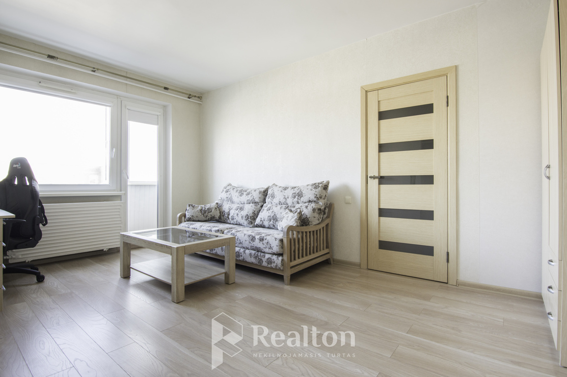 Nuomojamas tvarkingas 1 kambario butas Pilaitėje!-image-280160472