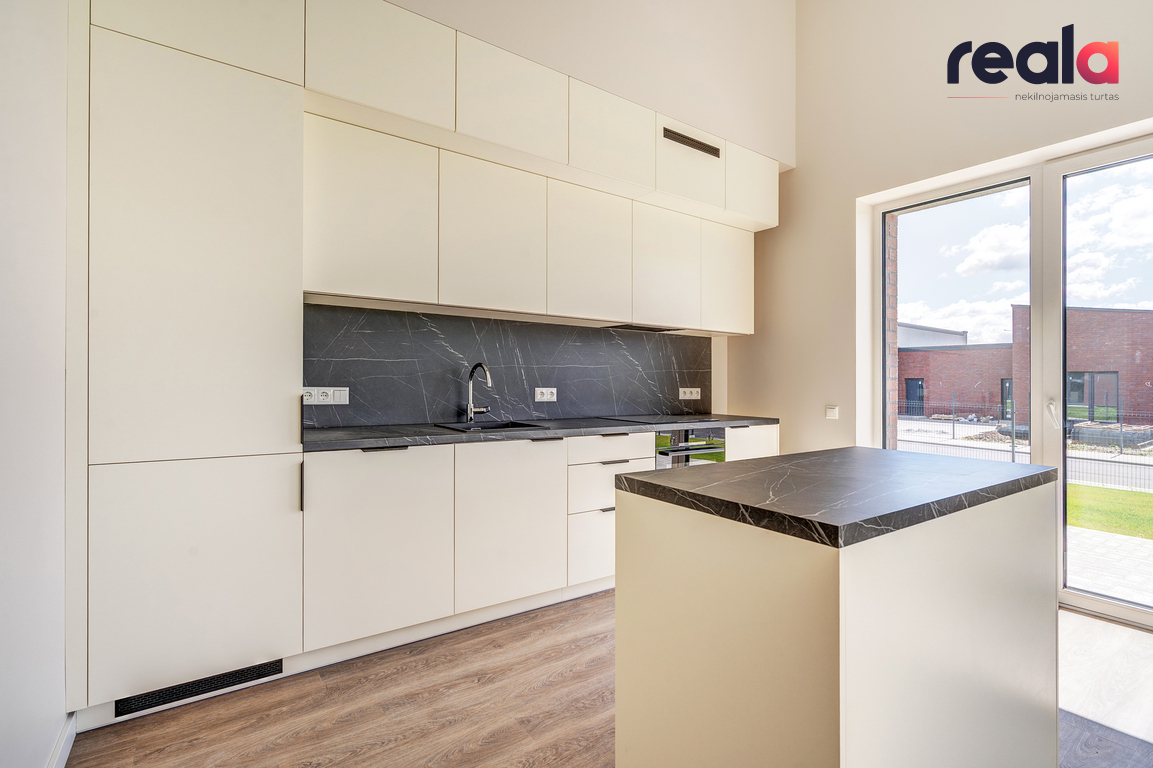 Parduodamas butas Lubinų g., Tarandėje, Vilniuje, 95 kv.m ploto, 4 kambariai