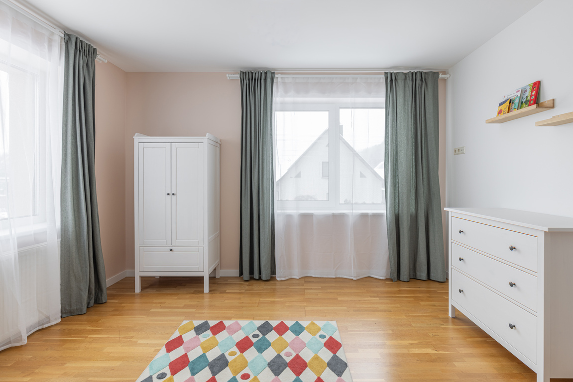 Parduodamas butas 174.3 kv.m ploto