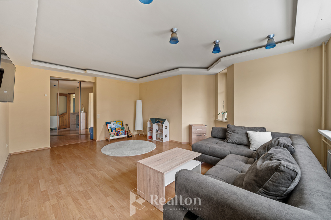 Parduodamas butas Mykolo Marcinkevičiaus g., Santariškėse, Vilniuje, 65 kv.m ploto-image-285866134