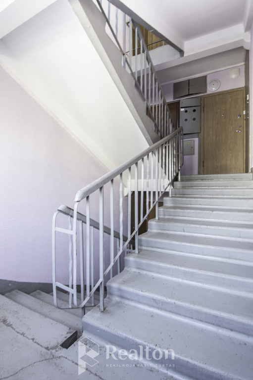 Parduodamas šviesus ir tvarkingas dviejų kambarių butas Naujamiestyje-image-285864308