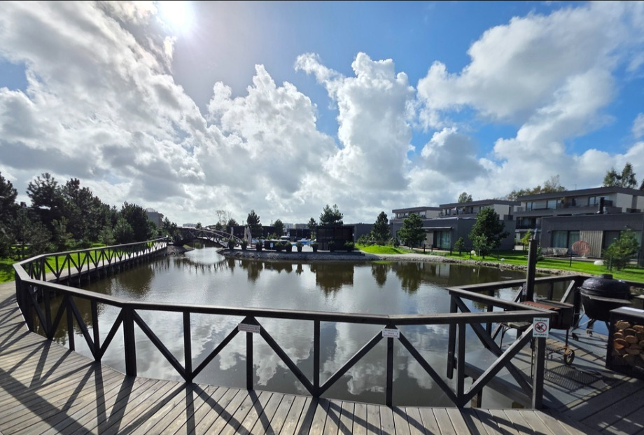 Kompaktiškas STUDIO tipo būstas 1aukšte  su TERASA ir PARKINGO vieta  – "Mano Jūra 2" projekte