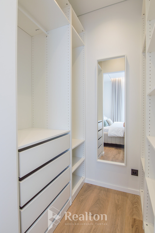 Parduodamas butas Smolensko g., Naujamiestyje, Vilniuje, 34 kv.m ploto-image-285861491