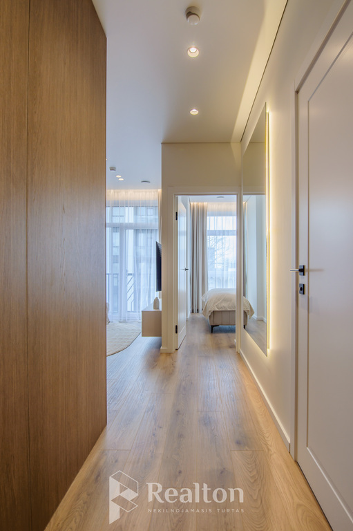 Parduodamas butas Smolensko g., Naujamiestyje, Vilniuje, 34 kv.m ploto-image-285861493