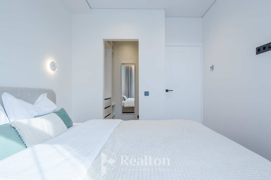 Parduodamas butas Smolensko g., Naujamiestyje, Vilniuje, 34 kv.m ploto-image-285861492