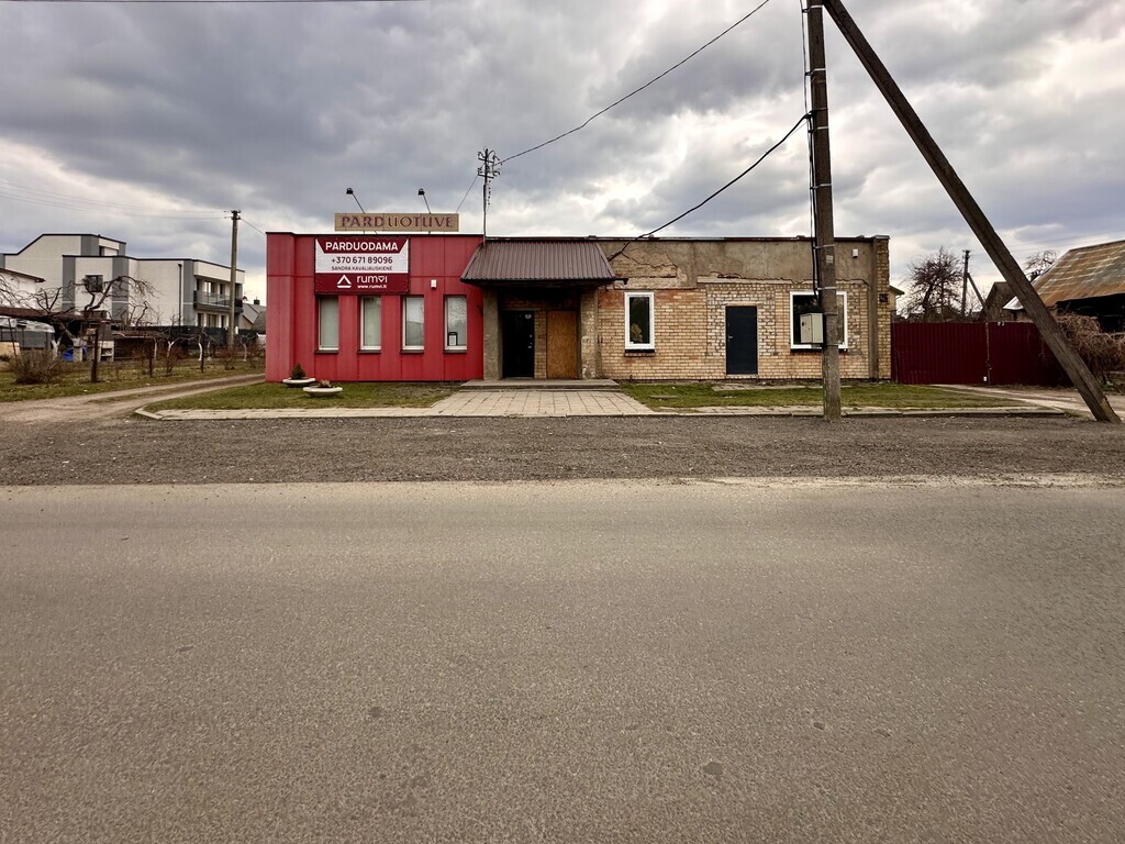Estate photo