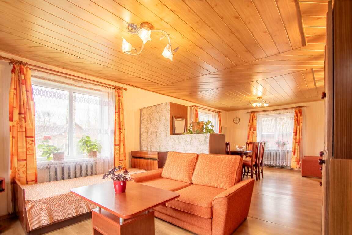 Namas, Deveitonių k.