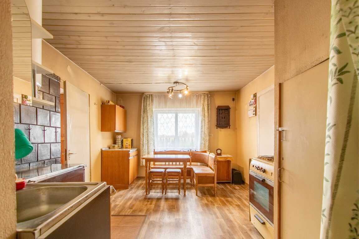 Namas, Deveitonių k.