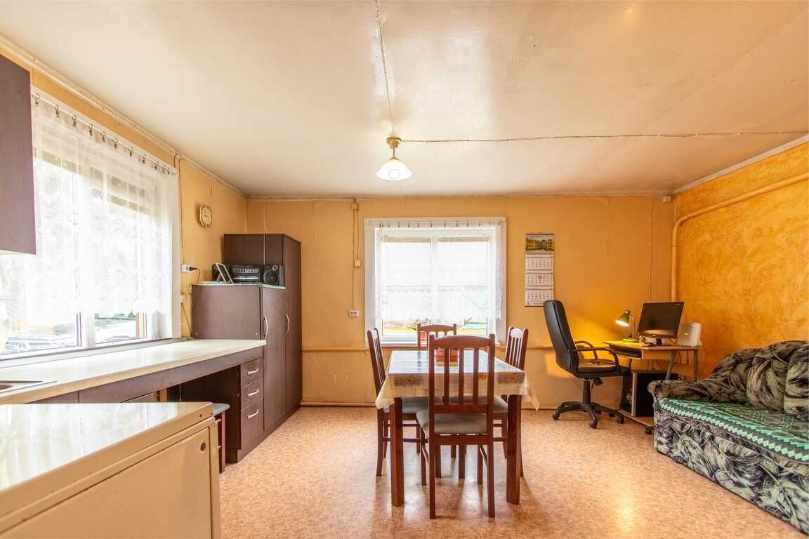 Namas, Deveitonių k.