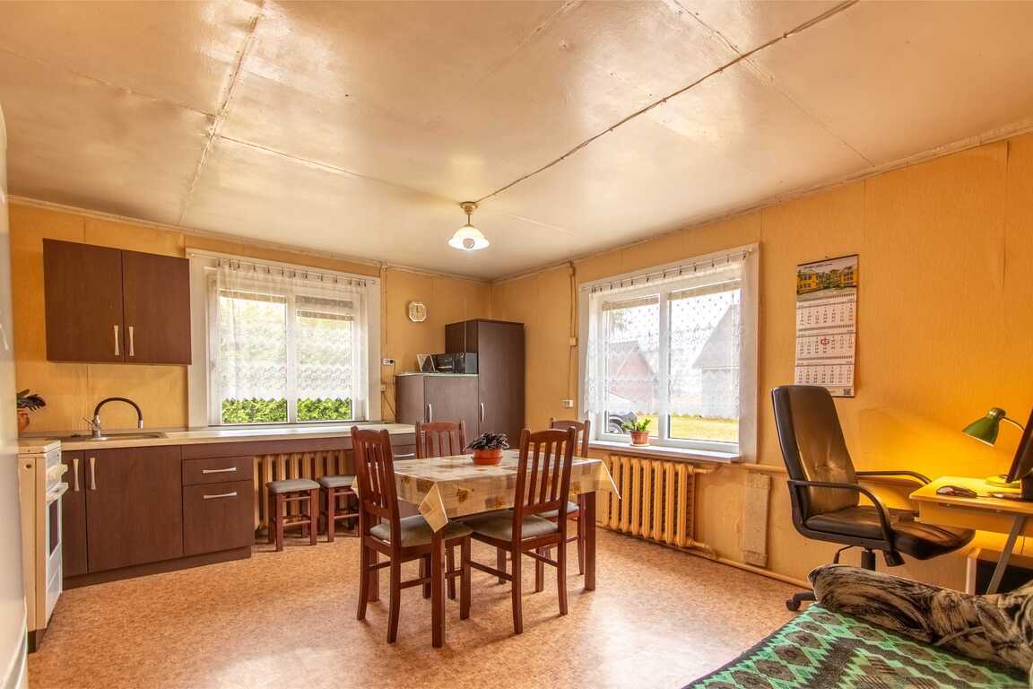 Namas, Deveitonių k.