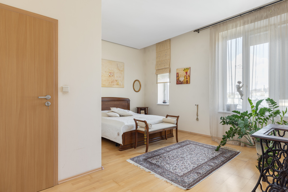 Parduodamas butas V. Putvinskio g., Centre, Kaune, 145 kv.m ploto