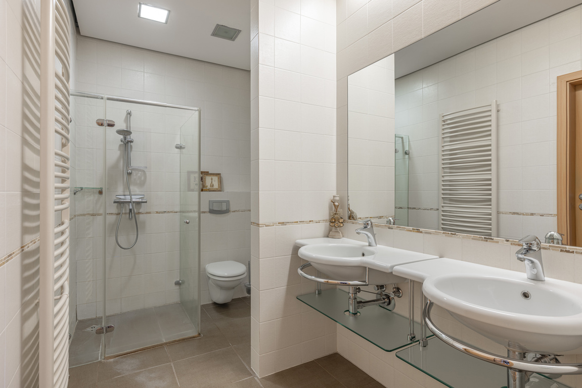 Parduodamas butas V. Putvinskio g., Centre, Kaune, 145 kv.m ploto