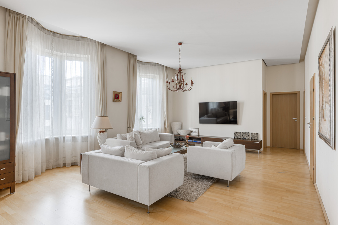 Parduodamas butas V. Putvinskio g., Centre, Kaune, 145 kv.m ploto