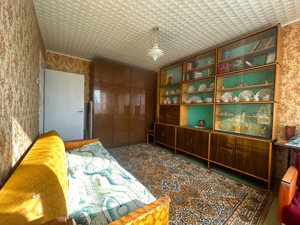 Parduodamas butas Loretos Asanavičiūtės g., Karoliniškėse, Vilniuje, 46.9 kv.m ploto