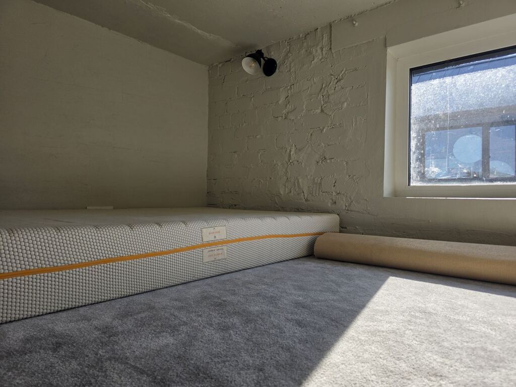 Lofto tipo būstas su atskiru įėjimu