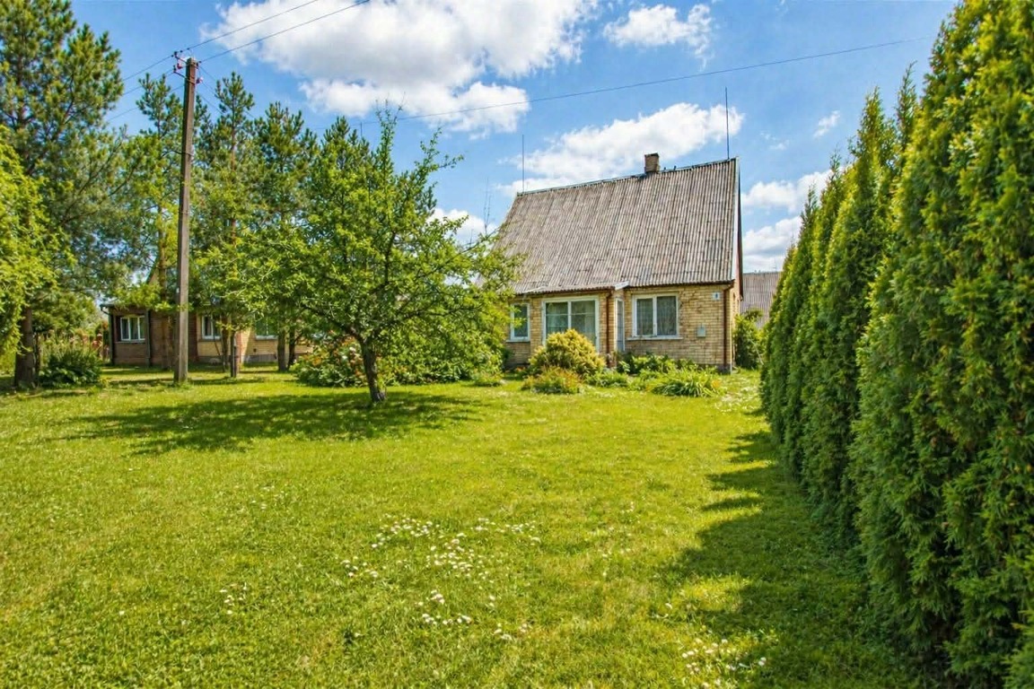 Namas, Tylos g., Užunevėžių k.
