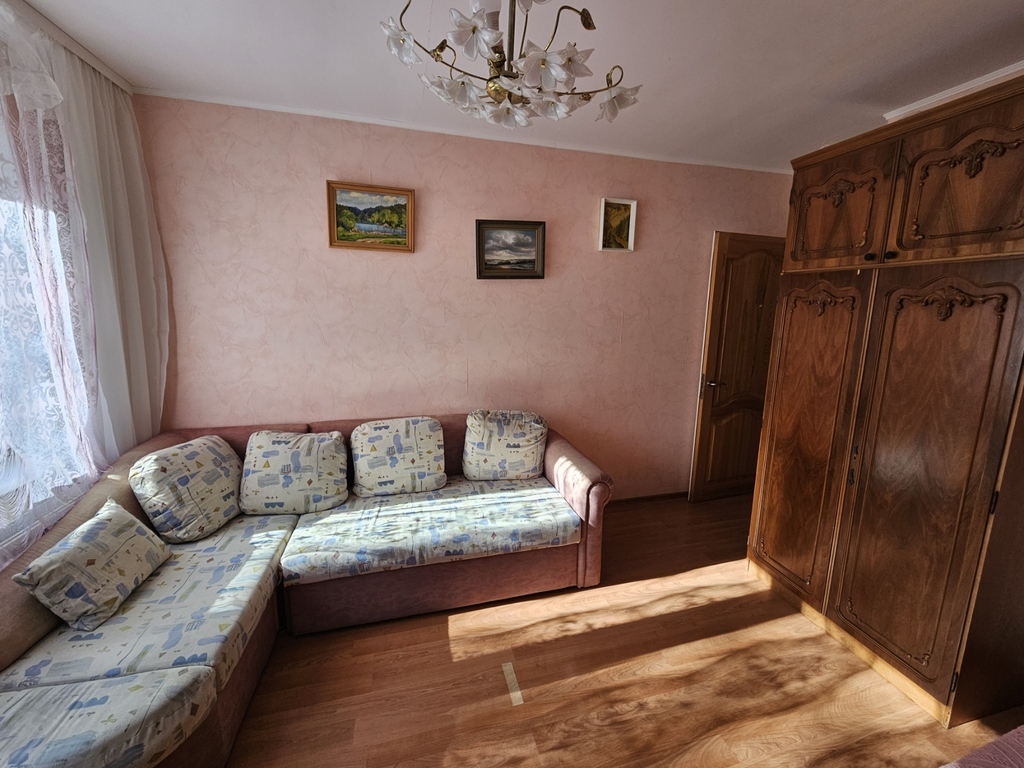 3 kambarių  butas PIRMAME aukšte  Druskininkų gatvėje, Palangoje