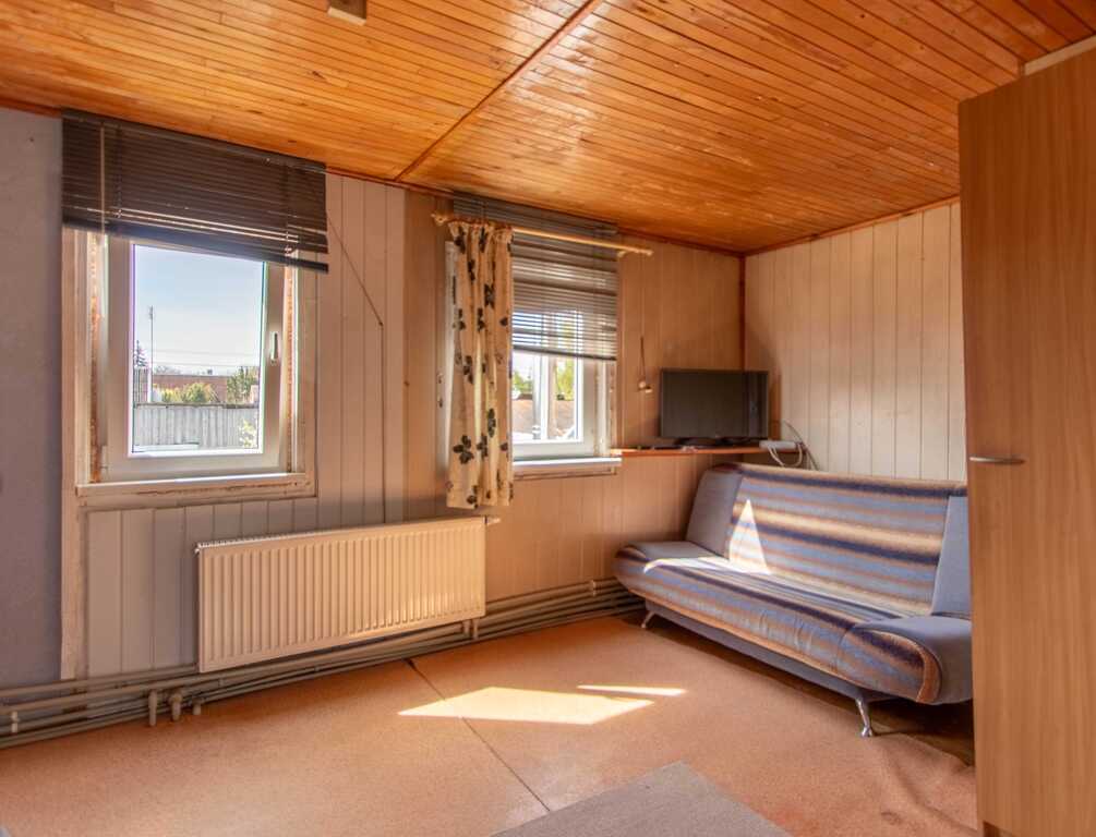 Namas, Šermukšnių g., Panevėžio m.