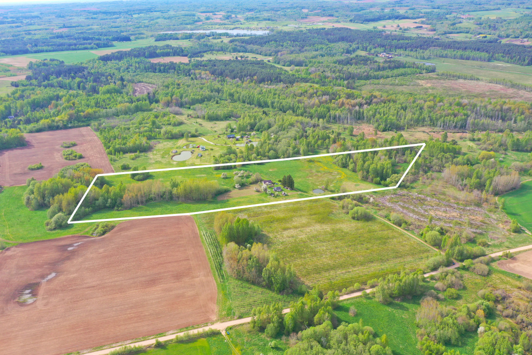 Parduodamas namas Stagalių k., 66.01 kv.m ploto ir 8,1 ha sklypu