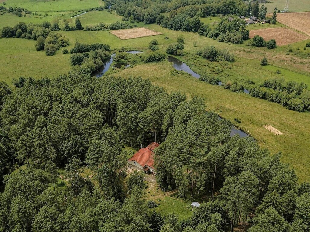 Estate photo