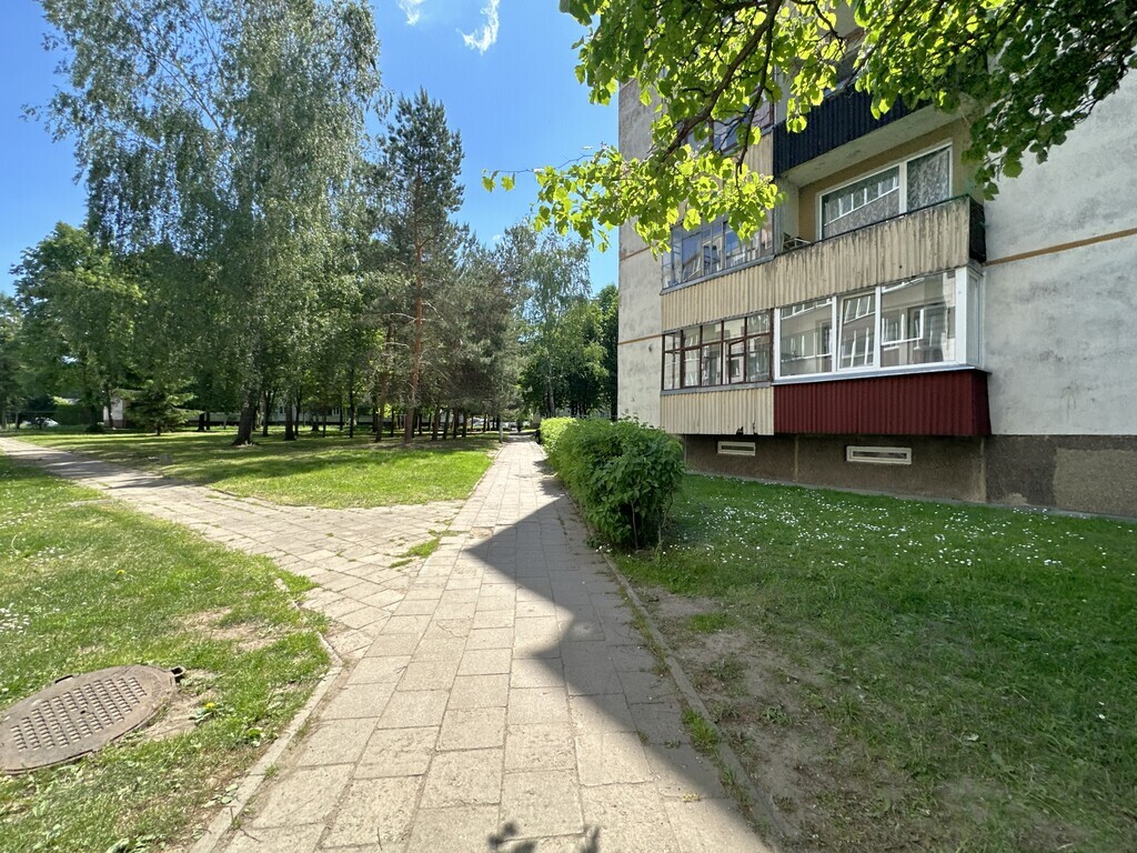 Estate photo