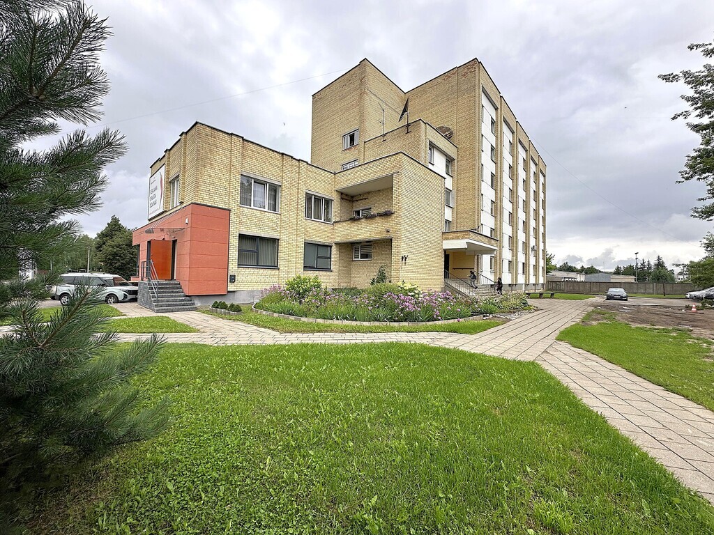 Estate photo