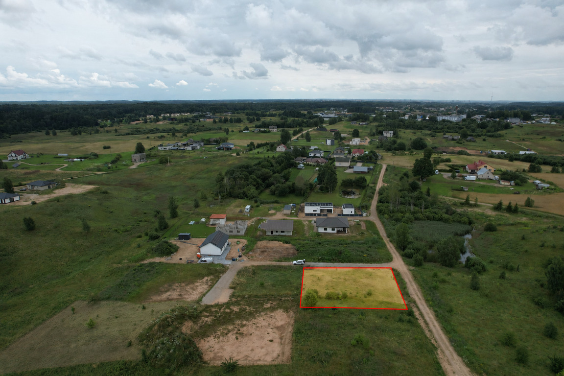 10 arų namų valdos sklypas Vilniaus r., Švedų k., Varnėnų g. 31.