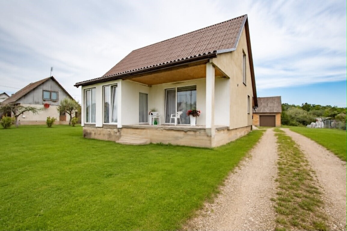 Namas, Saulės g., Ažytėnų k.