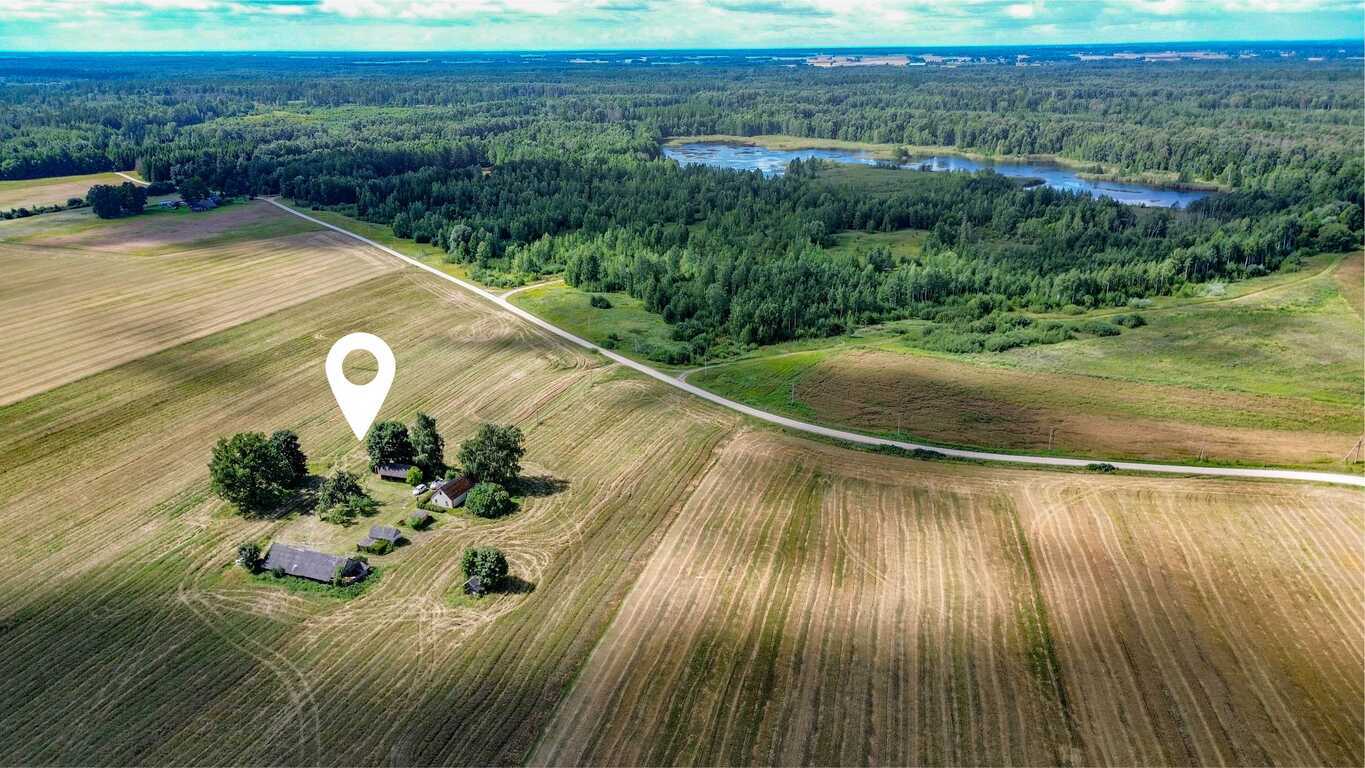 Namas, Kadarų k.