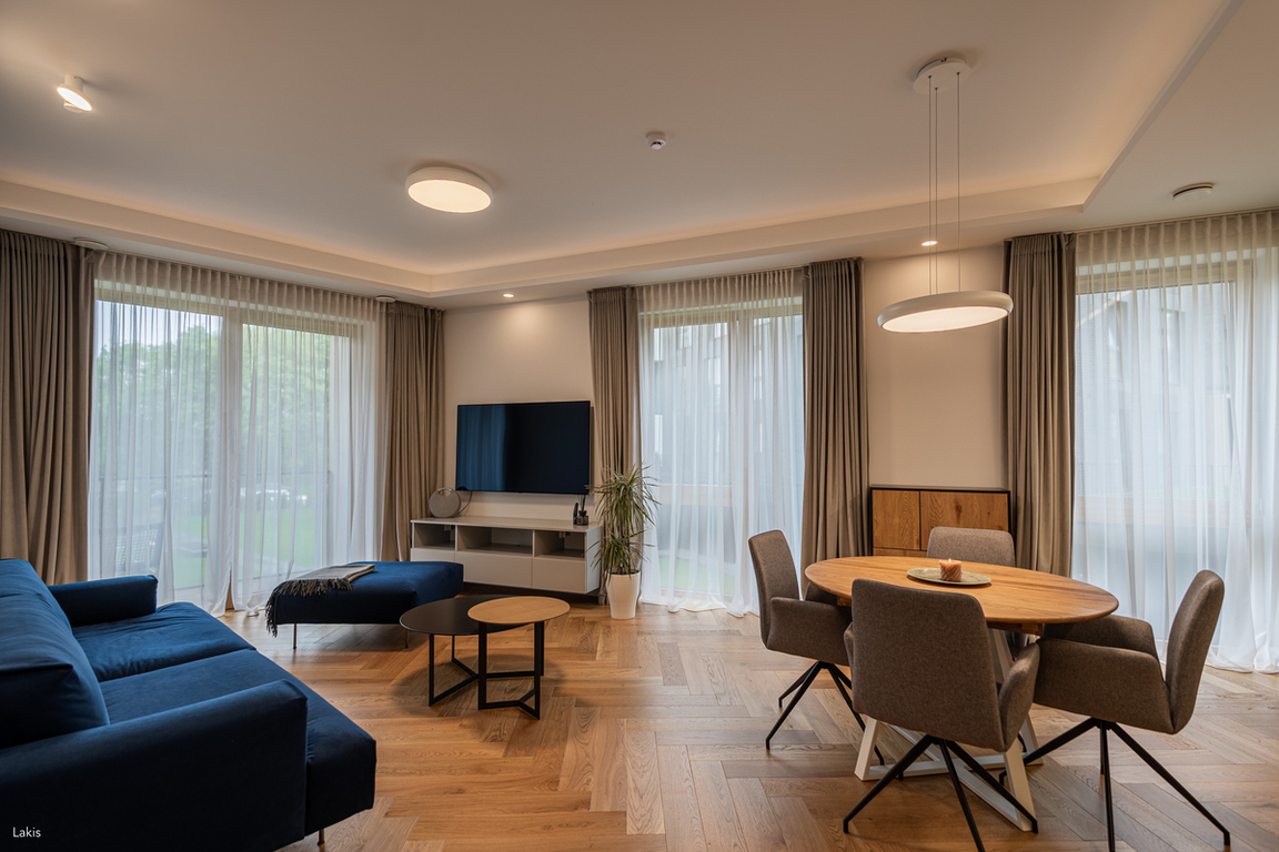 Nuomojamas butas Olimpiečių g., Šnipiškėse, Vilnius, 80.88 kv.m ploto, 3 kambariai
