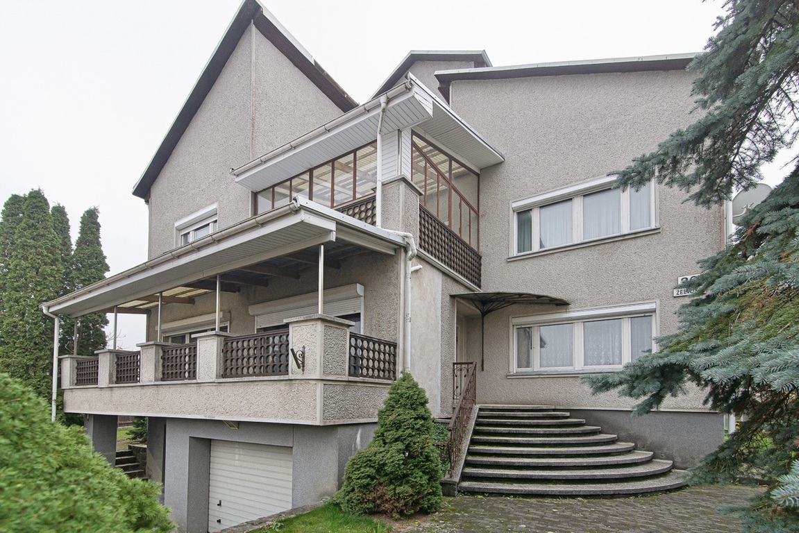 Nuomojamas namas Želvos g., Žvėryne, Vilnius, 409.64 kv.m ploto, 3 aukštai