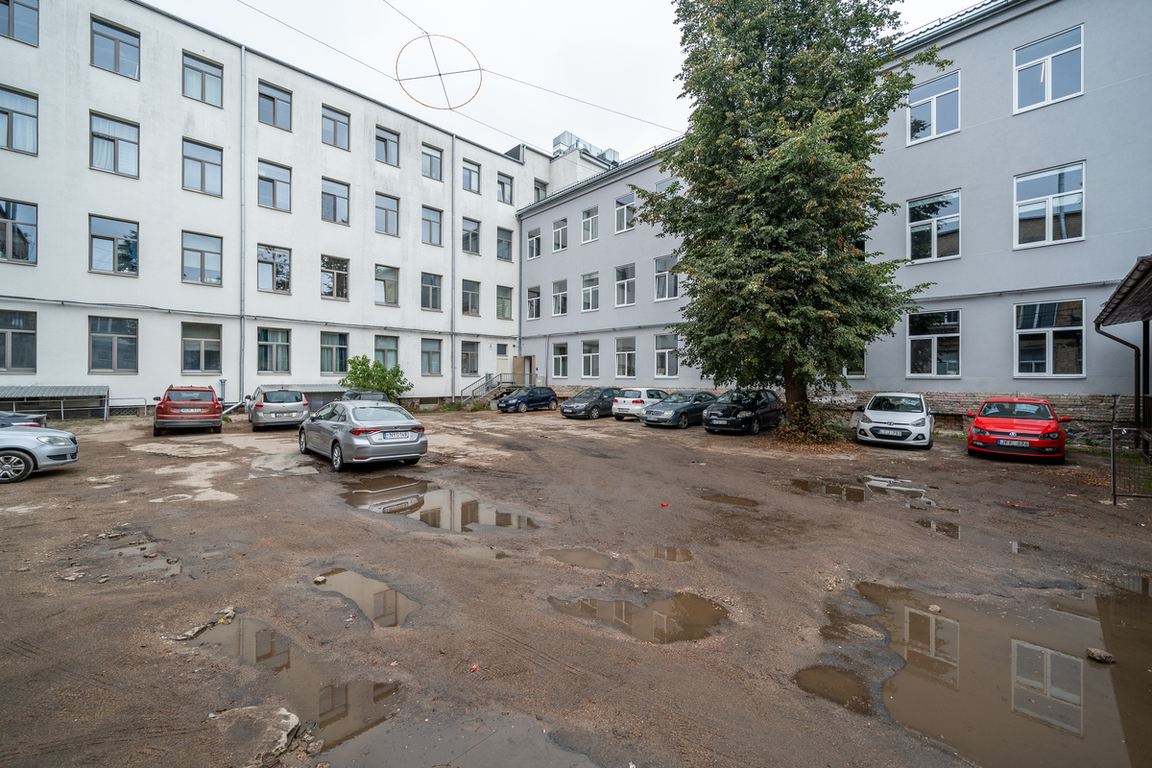 Parduodamas butas Kauno g., Naujamiestyje, Vilnius, 24.79 kv.m ploto, 3 kambariai