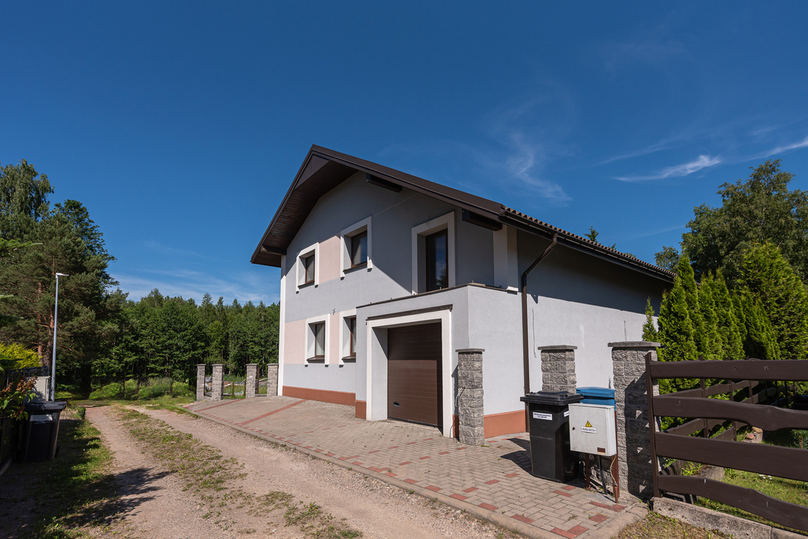 Parduodamas namas Pranciškonių vs., 277.98 kv.m ploto, 2 aukštai