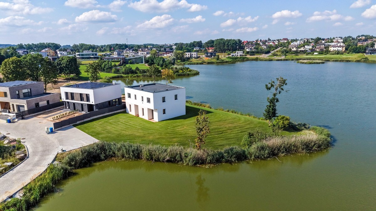 Parduodamas namas Karšuvos g., Buivydiškės, 118 kv.m ploto, 4 aukštai