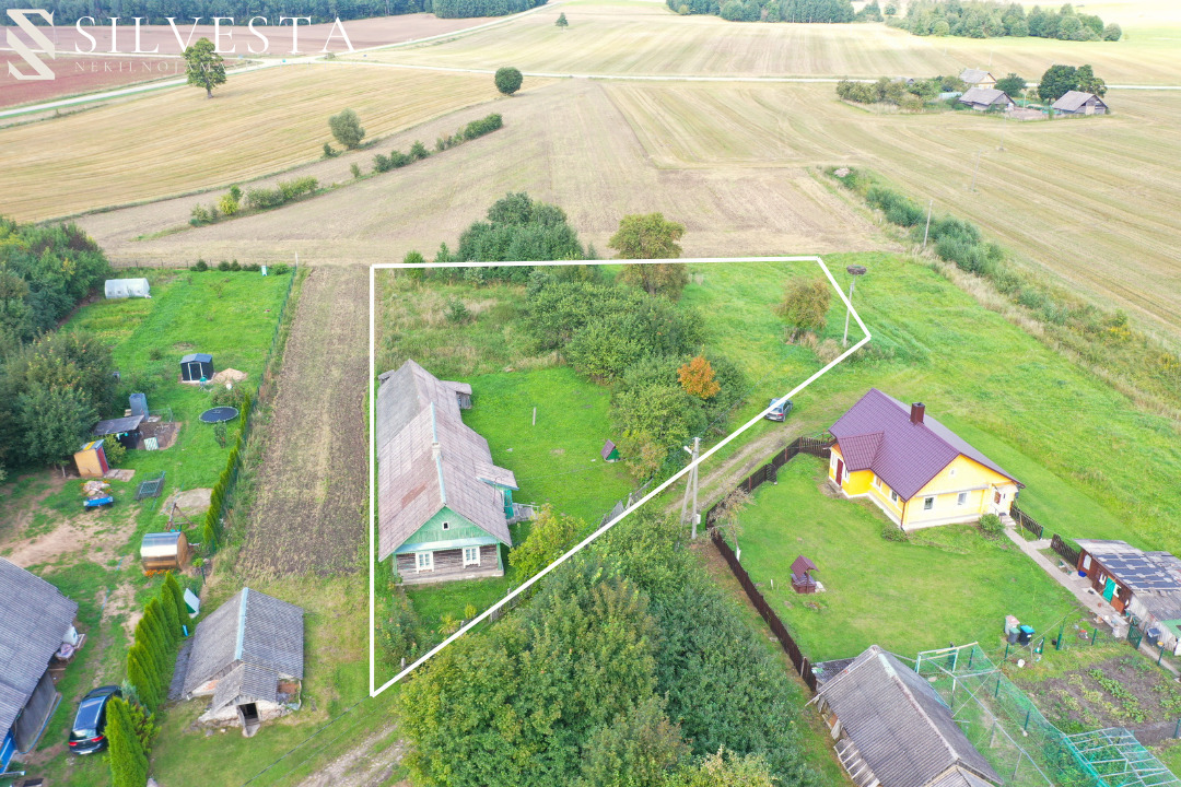 Parduodamas žemės sklypas su gyvenamuoju namu ir ūkiniu pastatu Šalčininkų rajone