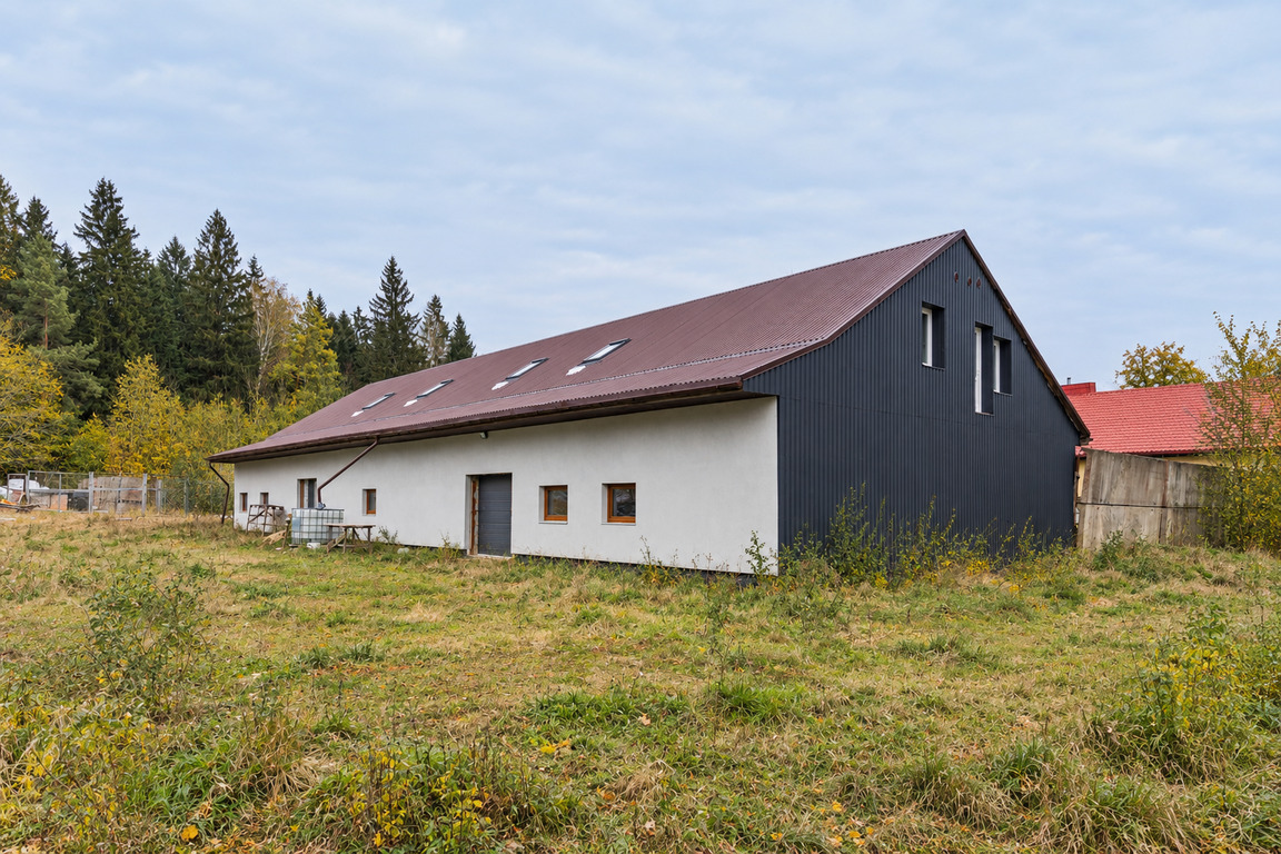 Parduodamos patalpos, Jašiūnuose, 529.61 kv.m ploto