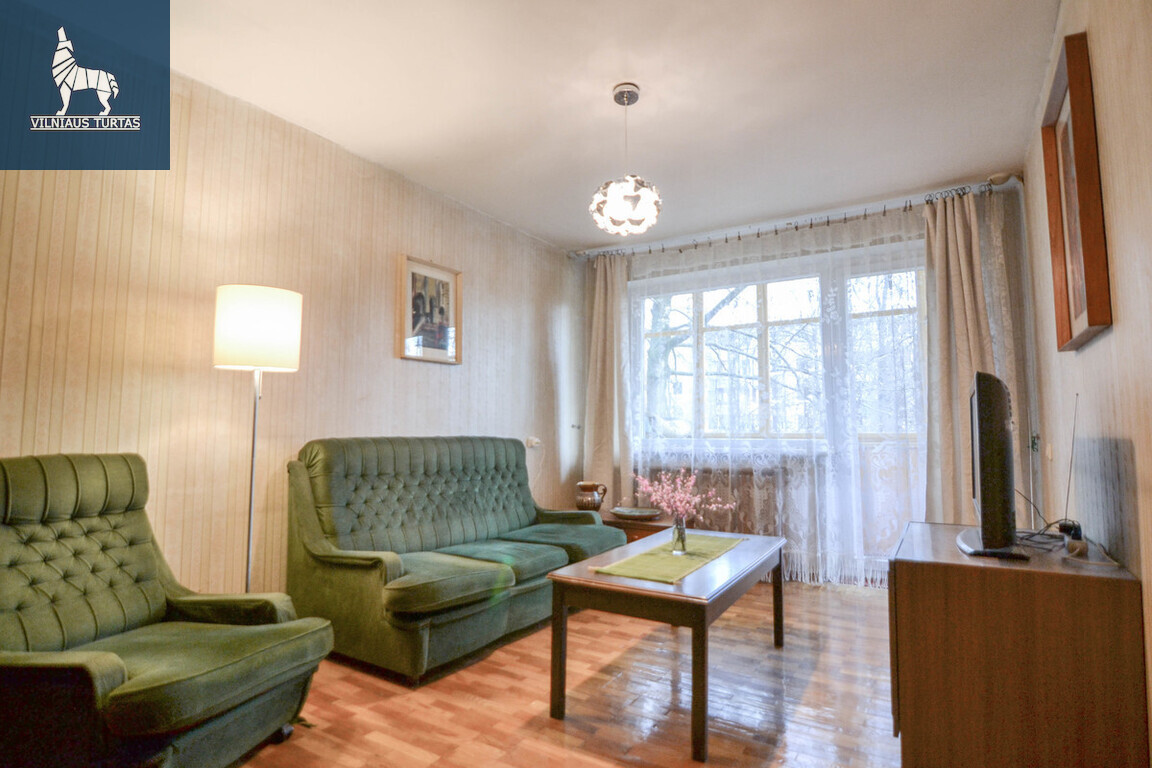 Parduodamas butas Apkasų g., Šnipiškėse, Vilnius, 56.78 kv.m ploto, 3 kambariai