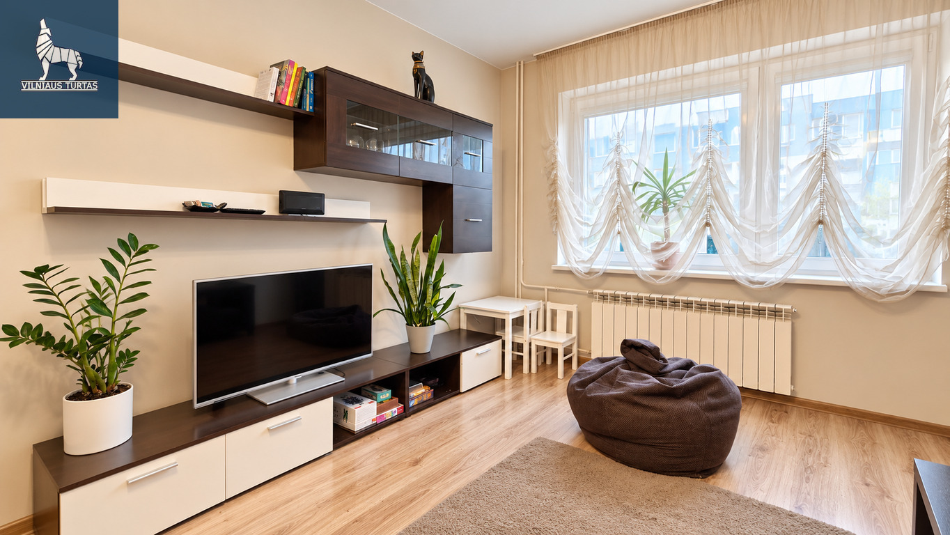 Nuomojamas 3-jų kambarių, 68 kv.m ploto  butas Vėtrungių g., Fabijoniškėse, Vilnius