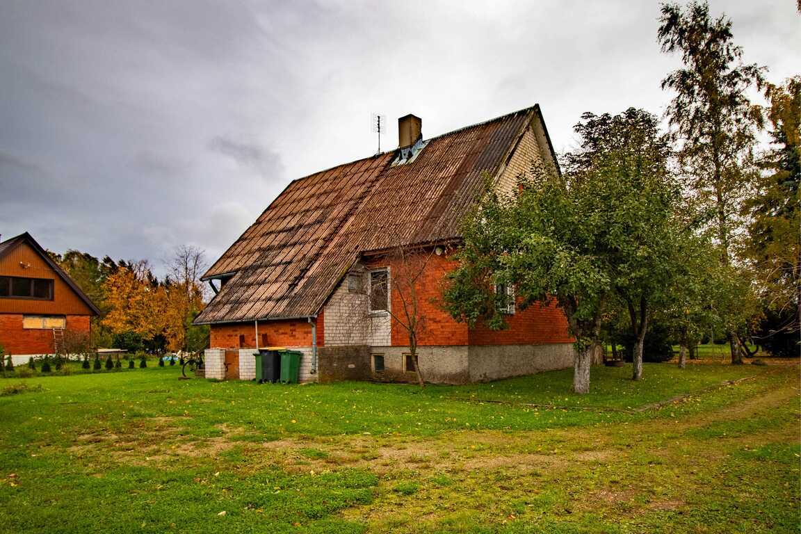 Namas, Parko g., Kiemėnų k.