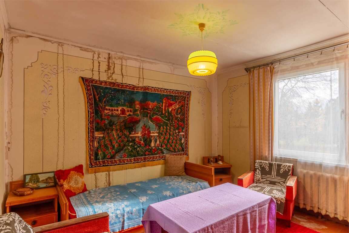 Namas, Parko g., Kiemėnų k.