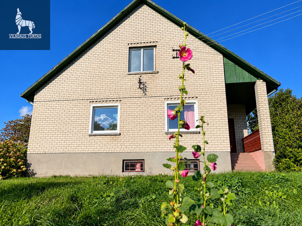 Parduodamas erdvus 190,47 m² namas Pivašiūnuose, Ežero g. – 52,86 a sklypas, šalia Ilgio ežero!